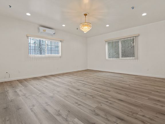 2nd image of 7410 Balboa Blvd
