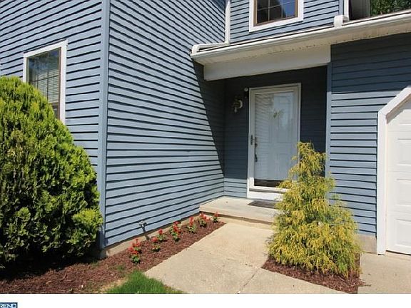2nd image of 322 Greybull Dr