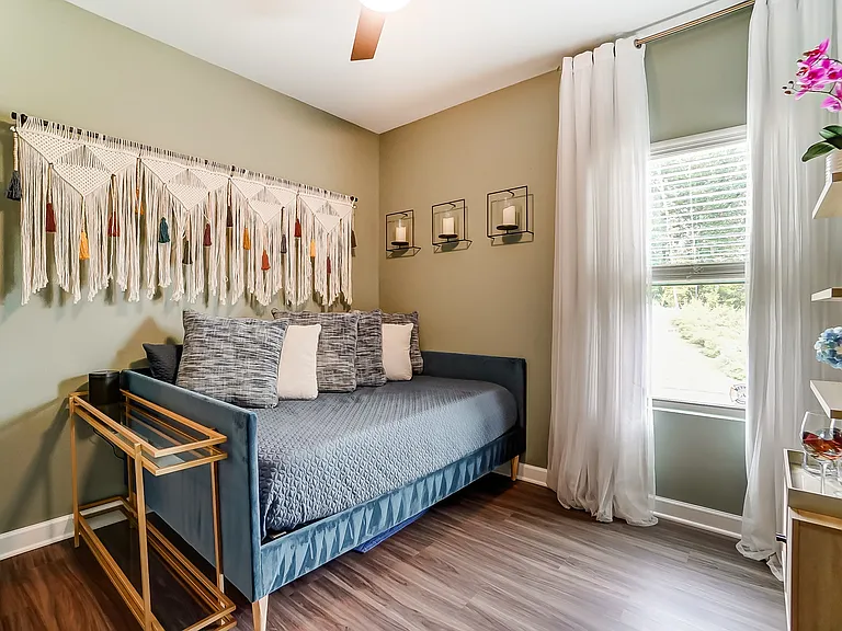 5609 Lavaux Ct — Photo 30