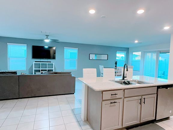 4th image of 8416 W AGORA Lane