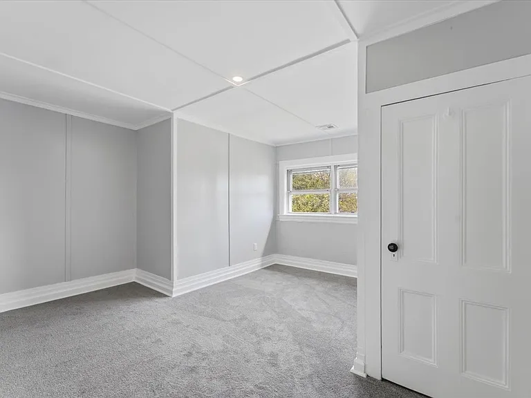 150 Ridge Rd #2 — Photo 14