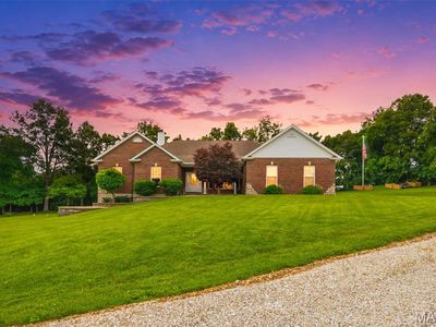 20 Valley Ridge Ct, Hawk Point, MO, 63349
