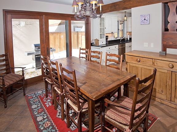 4th image of 4800 Meadow Dr Unit 18