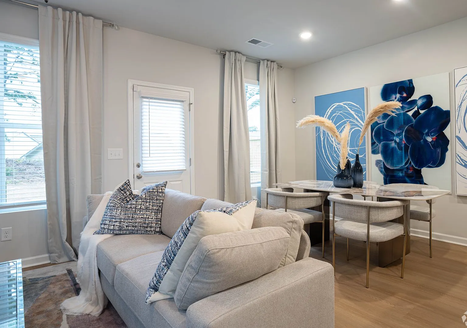 Brand New 3 Bed 2.5 Bathroom Townhomes In Calhoun! — Photo 4