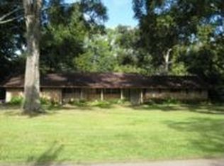 433 Albert Hart Dr, Baton Rouge, LA 70808