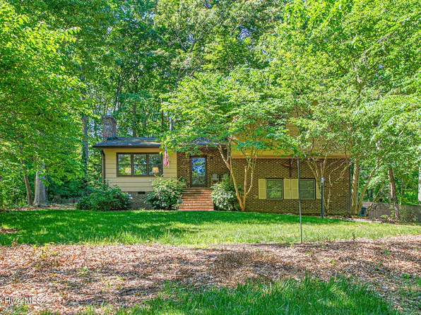 1832 Travis Lane, Burlington, NC 27217