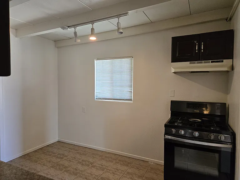 34568 Western Dr — Photo 4
