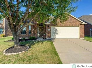 971 Coronado Dr, Aubrey, TX 76227