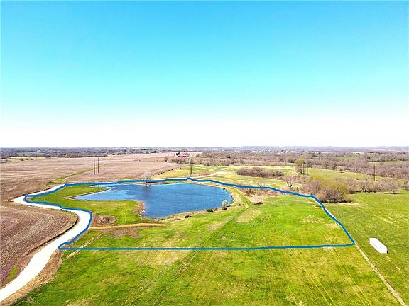 2nd image of 3 Lakeview Acres