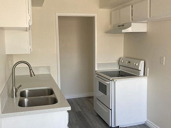 3rd image of 634 Lime Ave APT 308