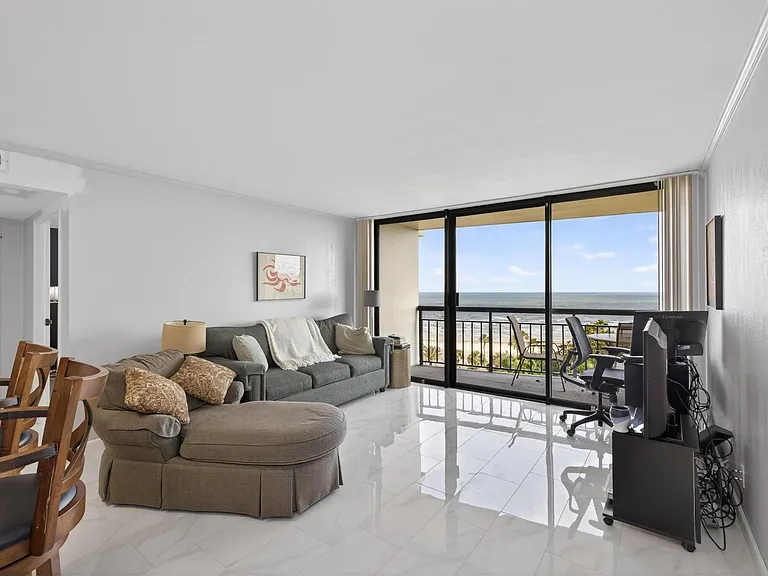5220 Seawall Blvd #735 — Photo 4
