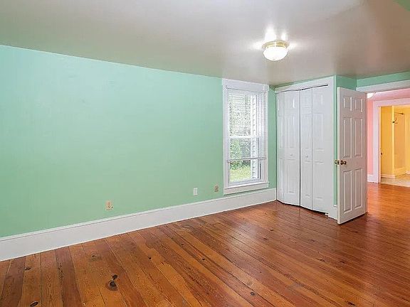 4th image of 393 W Water St