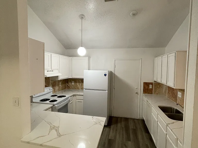 2730 Mud Lake Dr — Photo 12