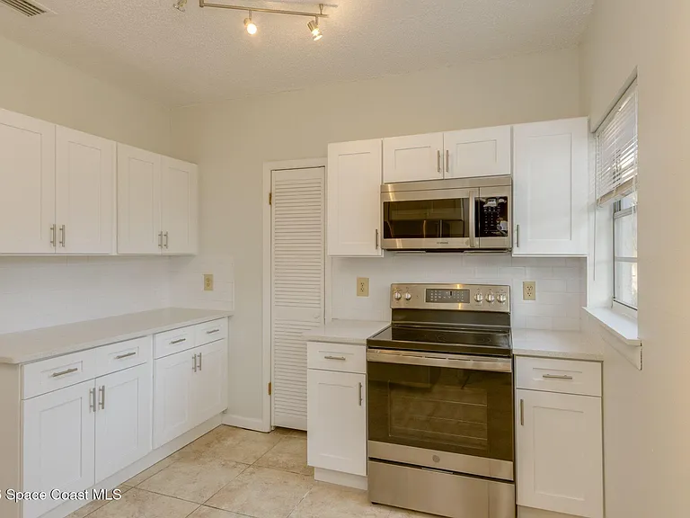 1501 S Shannon Ave #8 — Photo 12
