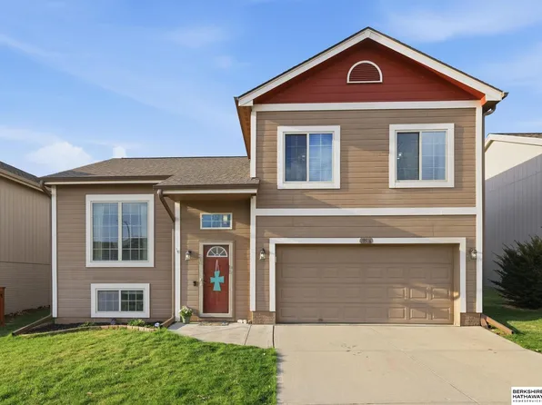 19516 Gail Ave, Omaha, NE 68135