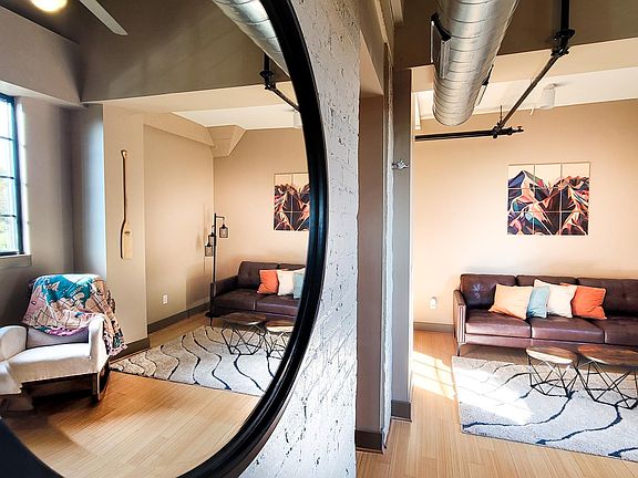 2nd image of 806 Wasena Ave SW APT 518
