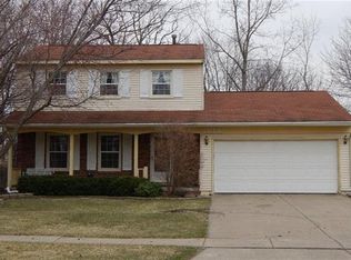 1019 Stamford Rd, Ypsilanti, MI 48198