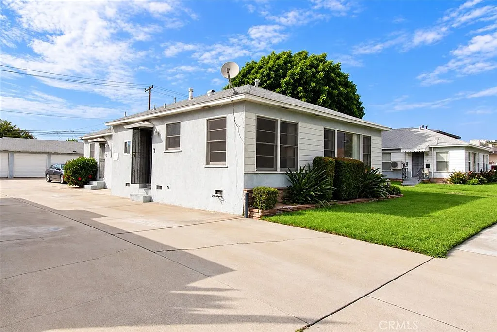 1 bed, 1650 sqft, $2,200 — Photo 2