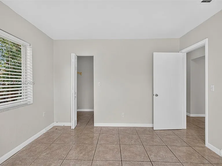 151 SE 6th Ave #16 — Photo 10