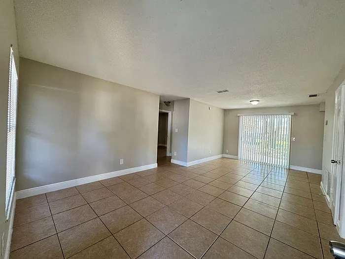 4566 Chateau Rd — Photo 10