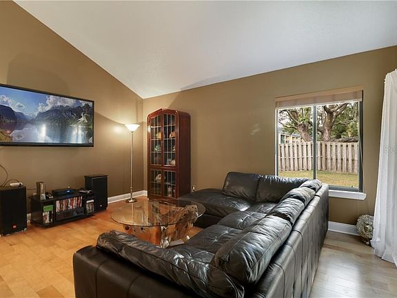 5th image of 2500 Timberline Dr