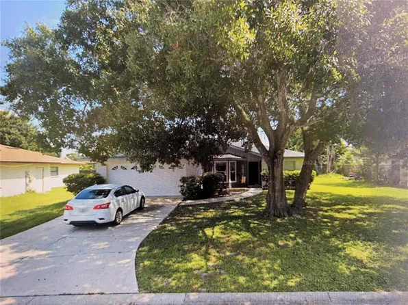 4250 Palau Dr, Sarasota, FL 34241