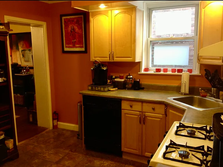 806 S 5th St #3 — Photo 5