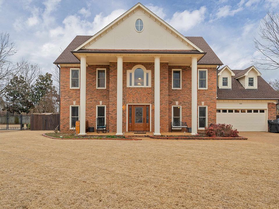1st image of 764 Deans Creek Dr