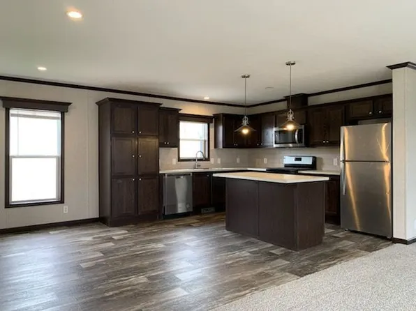 13531 Iowa Ave, Eagle, MI 48822