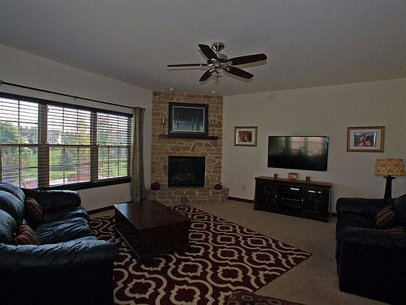 5th image of W350N5727 Firefly Ct
