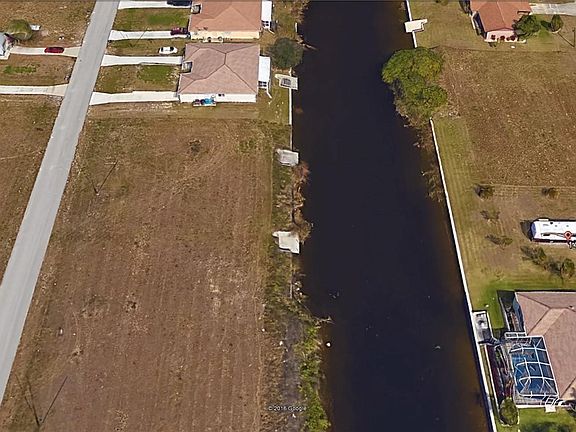 5th image of 1416 NE 9th Ave