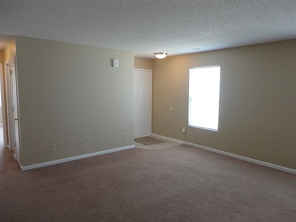 2nd image of 1777 Blue Grass Pkwy