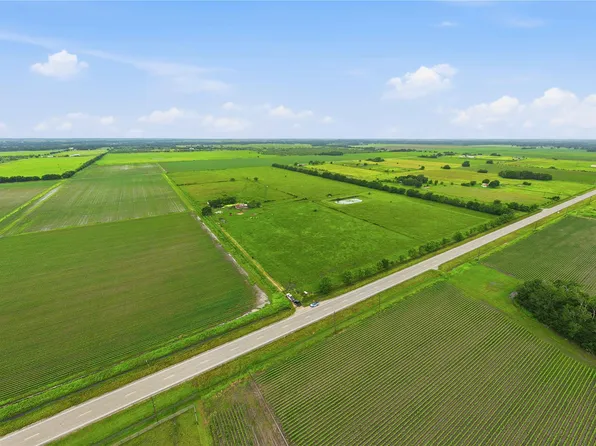 2011 Fm 2919 Rd, Beasley, TX 77417