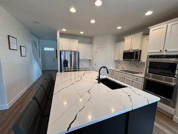 2nd image of 5132 S Eaton Park St