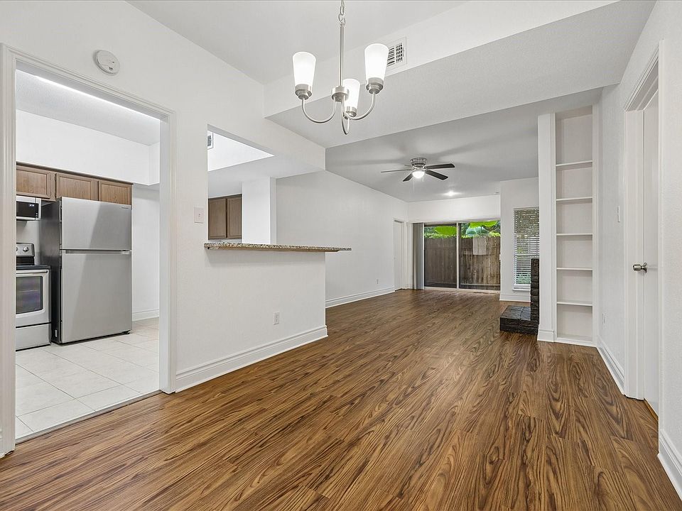1st image of 2100 Tanglewilde St APT 377
