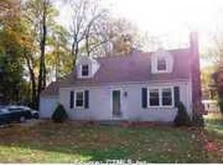 4 Stevens Rd, Clinton, CT 06413