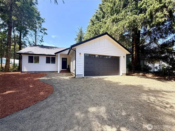 127 Olympic View Avenue NE, Ocean Shores, WA 98569