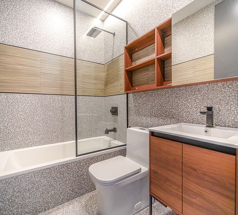 2nd image of 153 Bleecker St #2S
