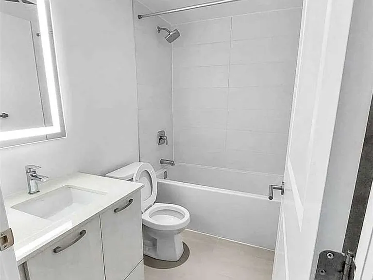 2301 Danforth Ave #417 — Photo 14