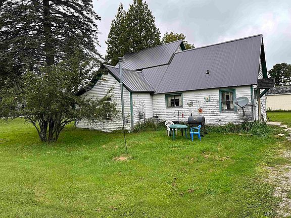 2nd image of 558 N County Road 440 Rd