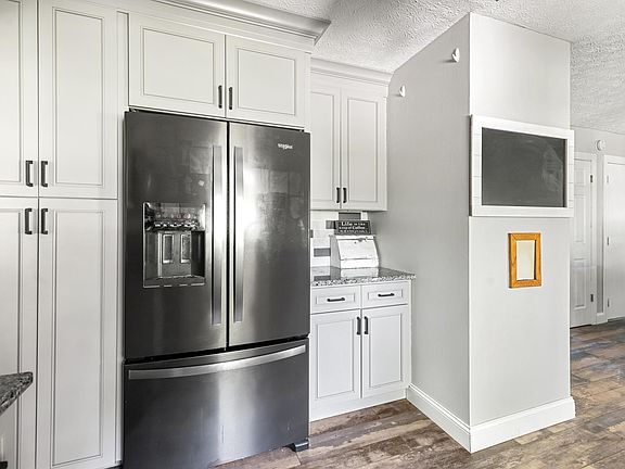 5th image of 11770 Willow View Ct