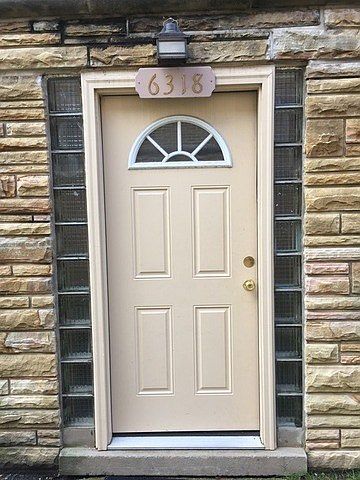 1st image of 6318 N Kedzie Ave APT 2W