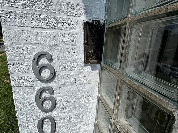 2nd image of 6601 Sutherland Ave
