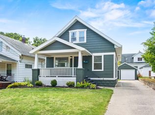 1462 Walker Ave NW, Grand Rapids, MI