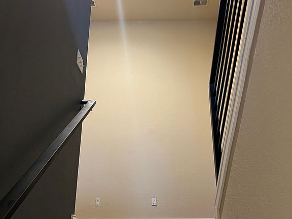 3rd image of 2992 Emporia St