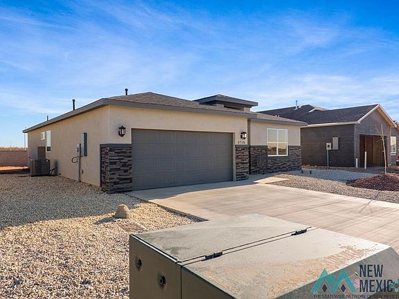 5th image of 3710 Honeysuckle Dr