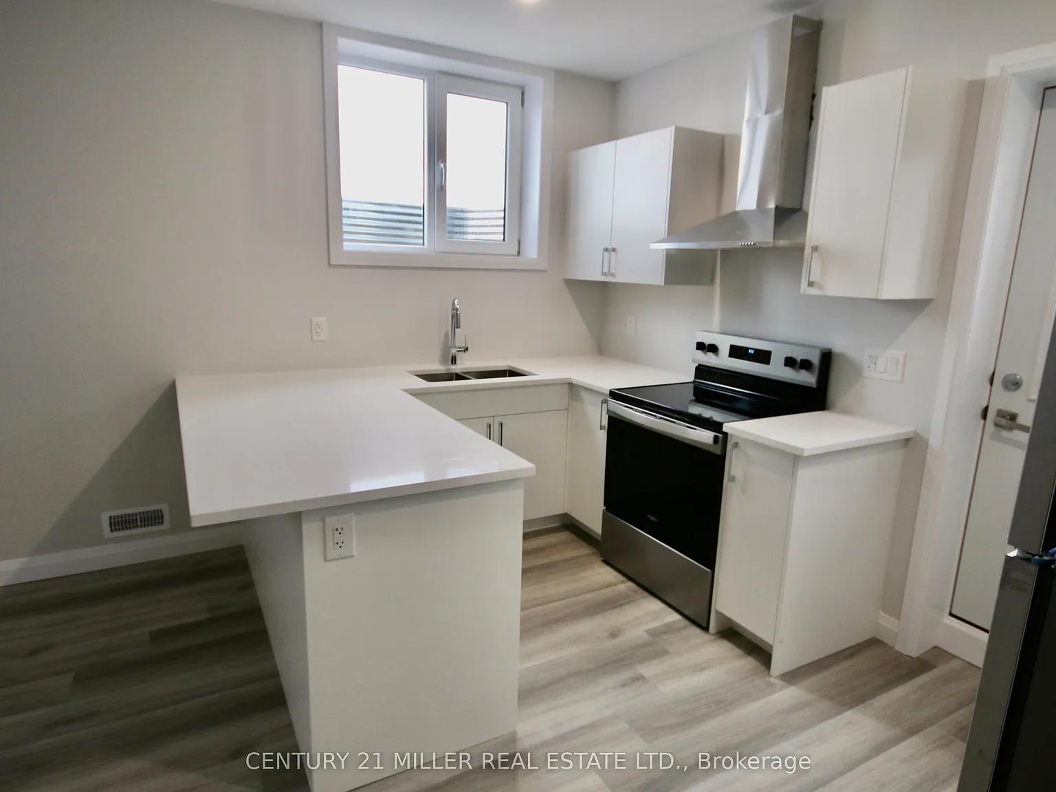 2 bed, $1,625 — Photo 4