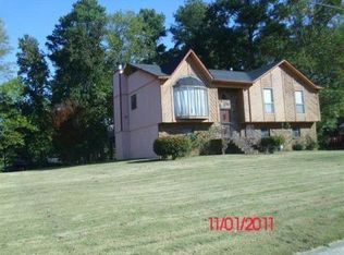 418 W Smithfield Cir, Dolomite, AL 35061