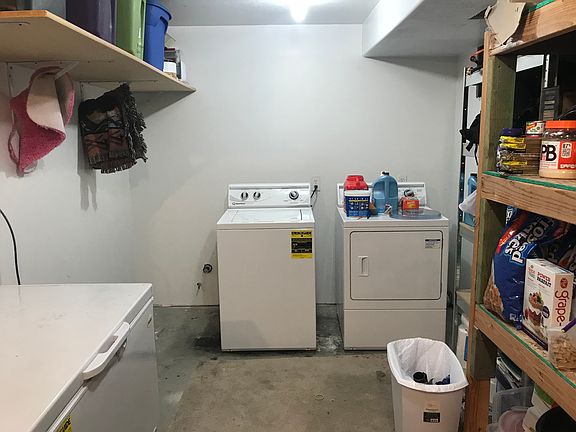 Laundry/Storage Room