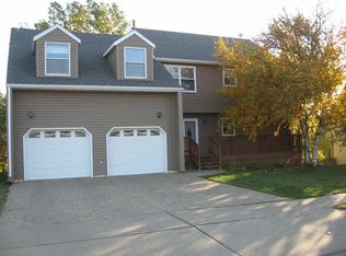 3111 Crocus Ave, Bismarck, ND 58501